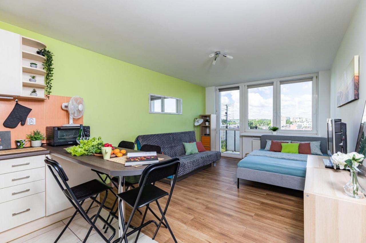 Superapart Saska 48A, Sleek 6Th-Floor Studio With Balcony & Elevator Access Varşova Dış mekan fotoğraf