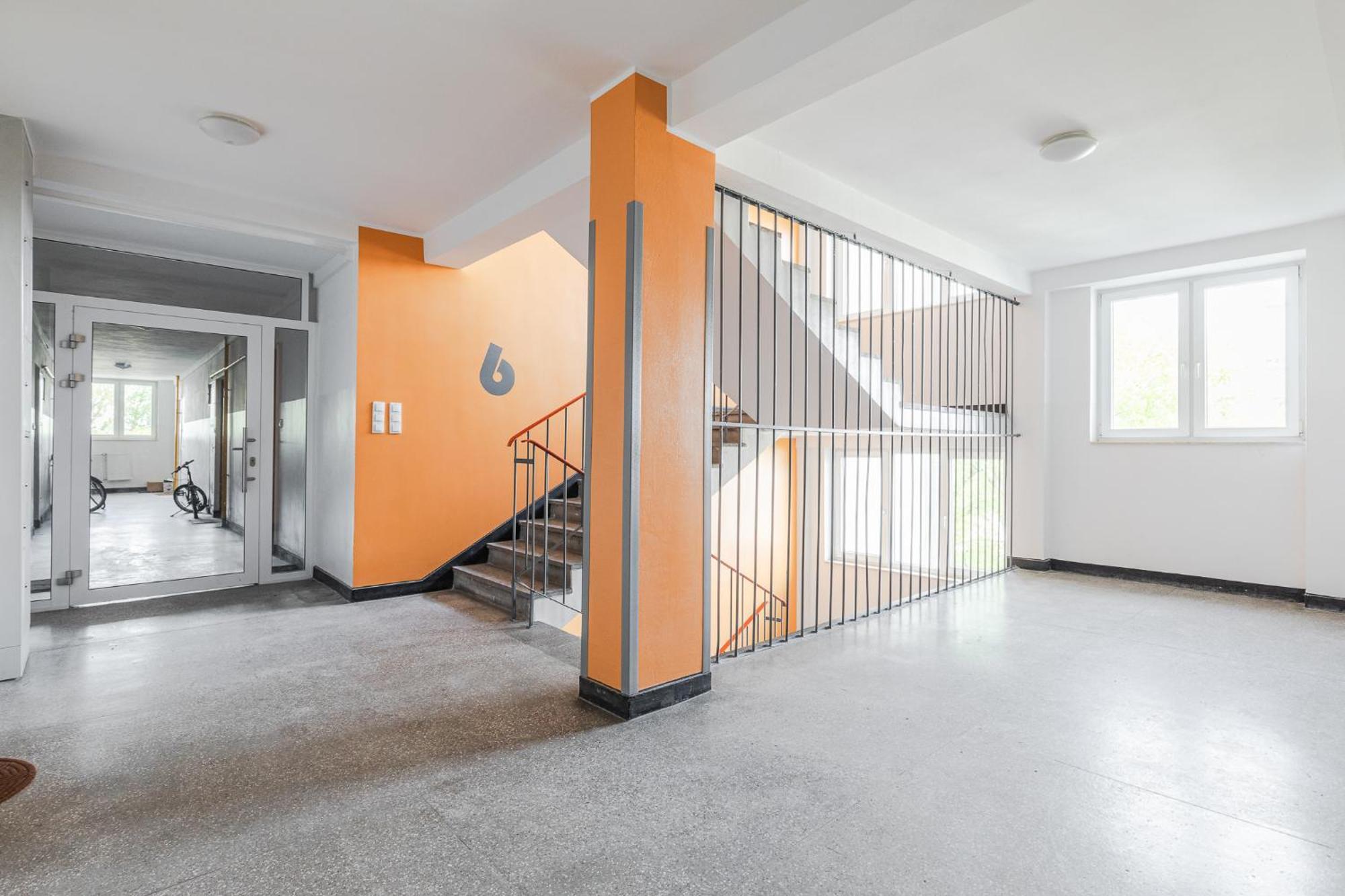Superapart Saska 48A, Sleek 6Th-Floor Studio With Balcony & Elevator Access Varşova Dış mekan fotoğraf