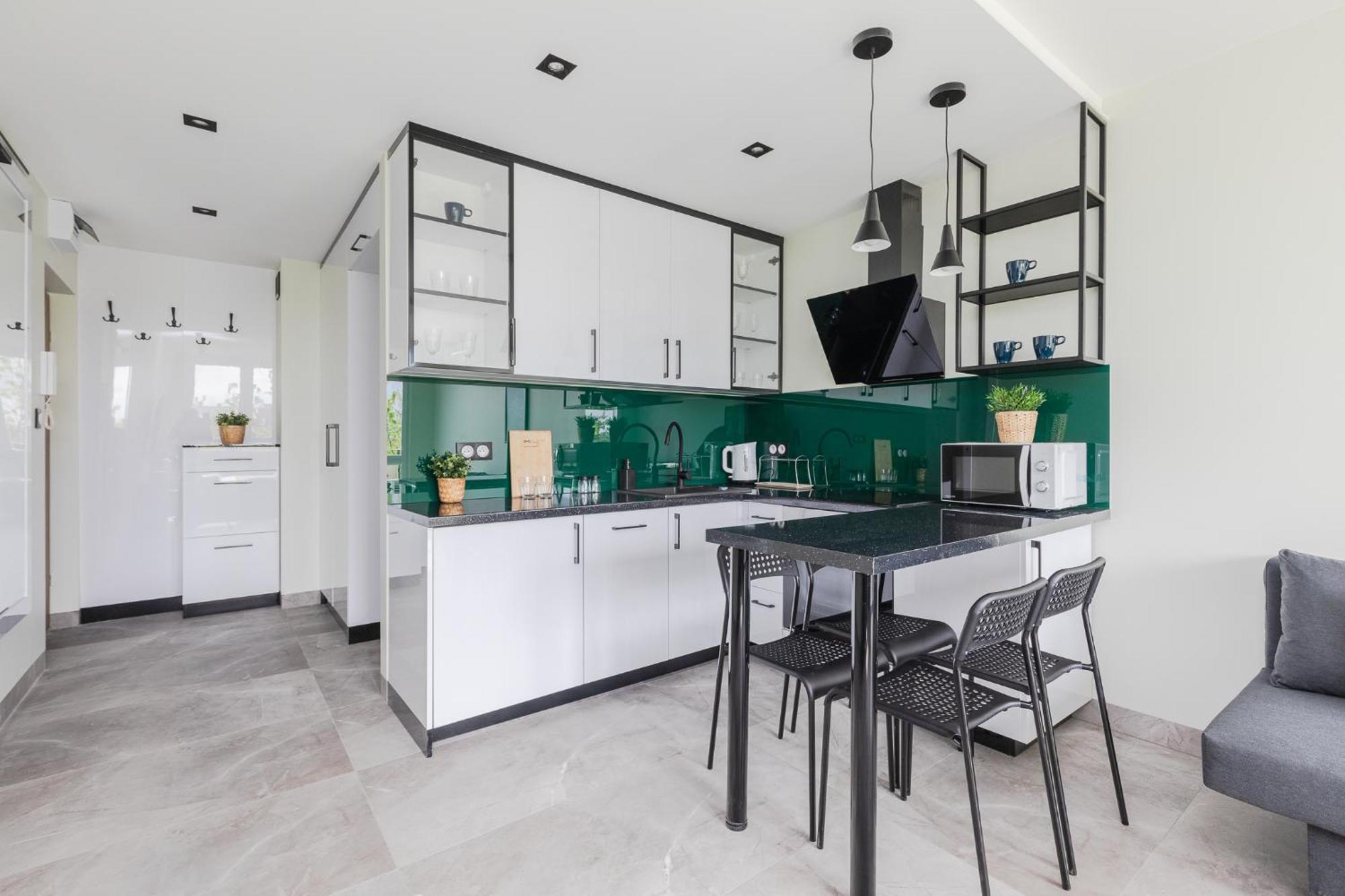 Superapart Saska 48A, Sleek 6Th-Floor Studio With Balcony & Elevator Access Varşova Dış mekan fotoğraf